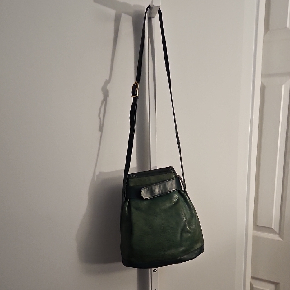 Vintage Susan Gail Elegant Green Leather Shoulder Bucket Bag